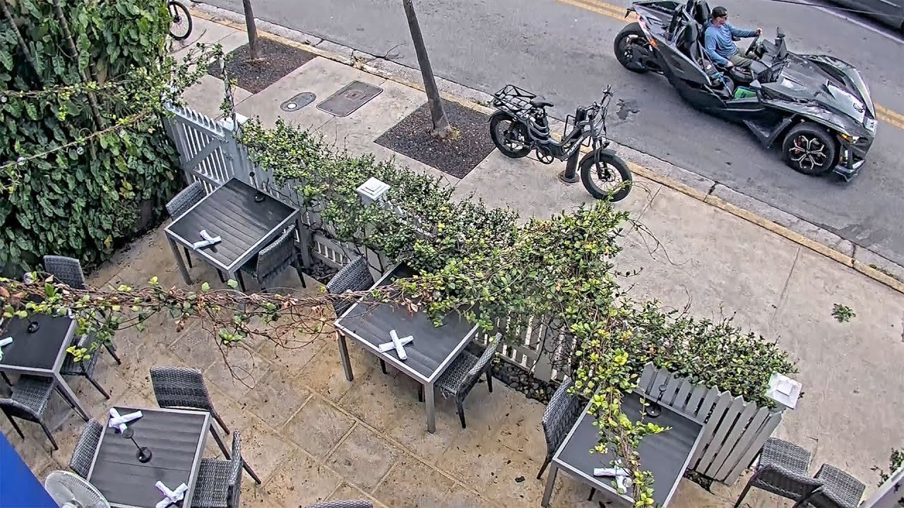 Nine One Five Live Cam preview